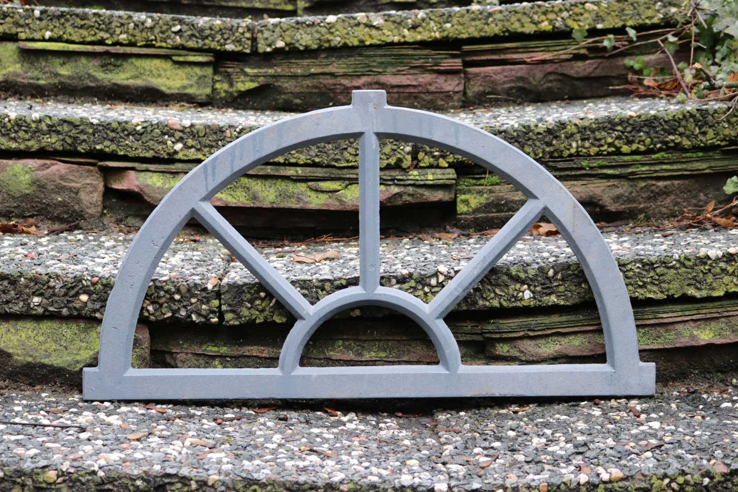 Stallfenster Fenster Scheunenfenster Eisen grau 63 x 34cm Antik-Stil