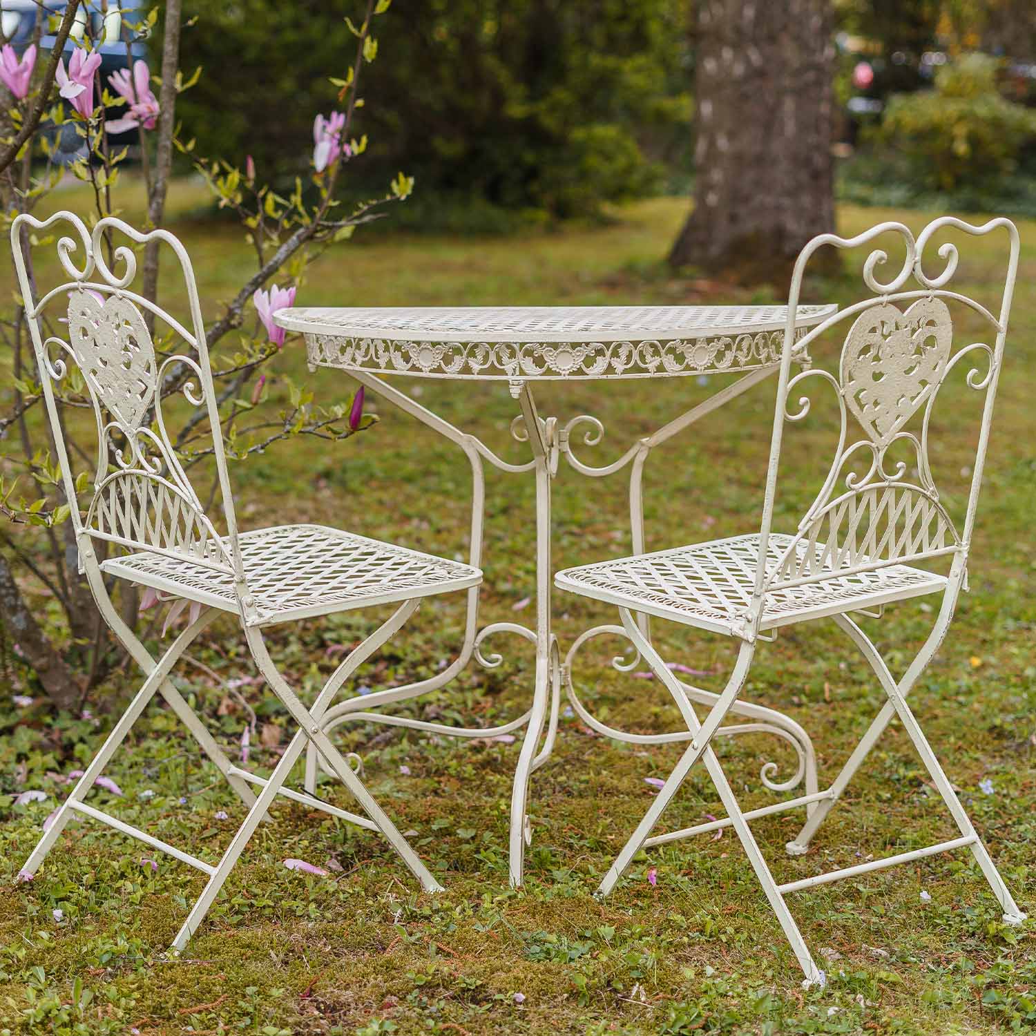 Balkontisch Gartentisch und 2 Stühle Gartenmöbel Garnitur creme weiss Antik-Stil