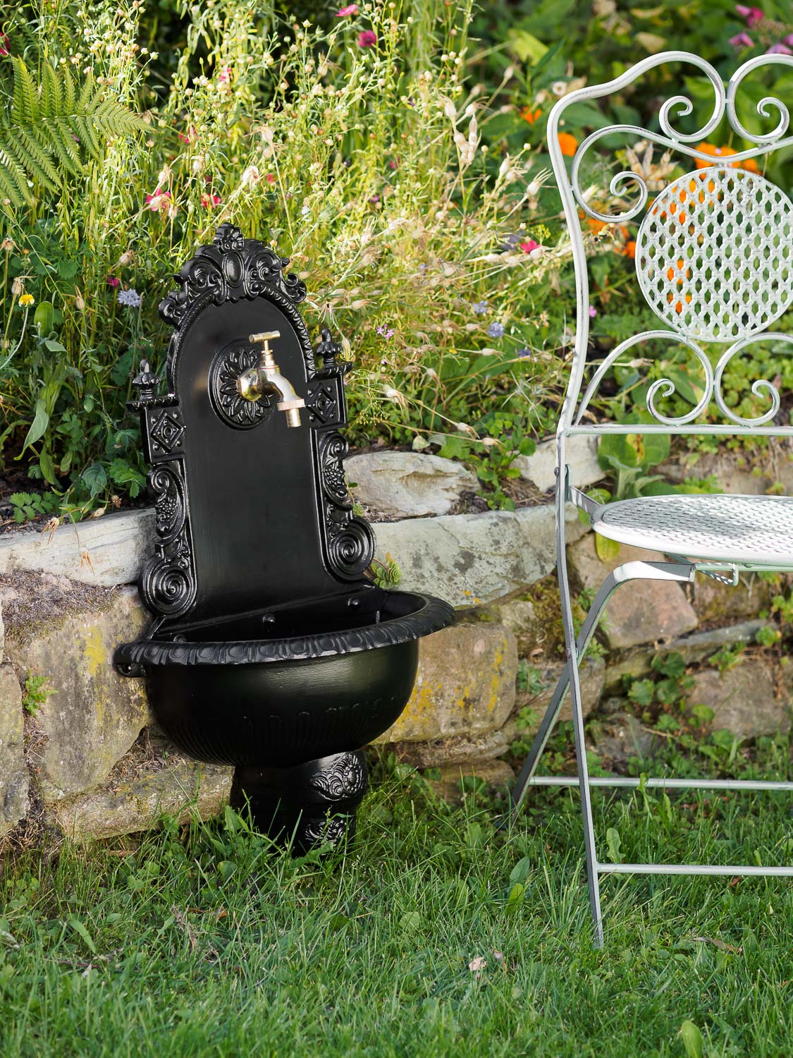 Brunnen Wandbrunnen Aluminium Waschbecken im Nostalgie schwarz Antik-Stil 72cm