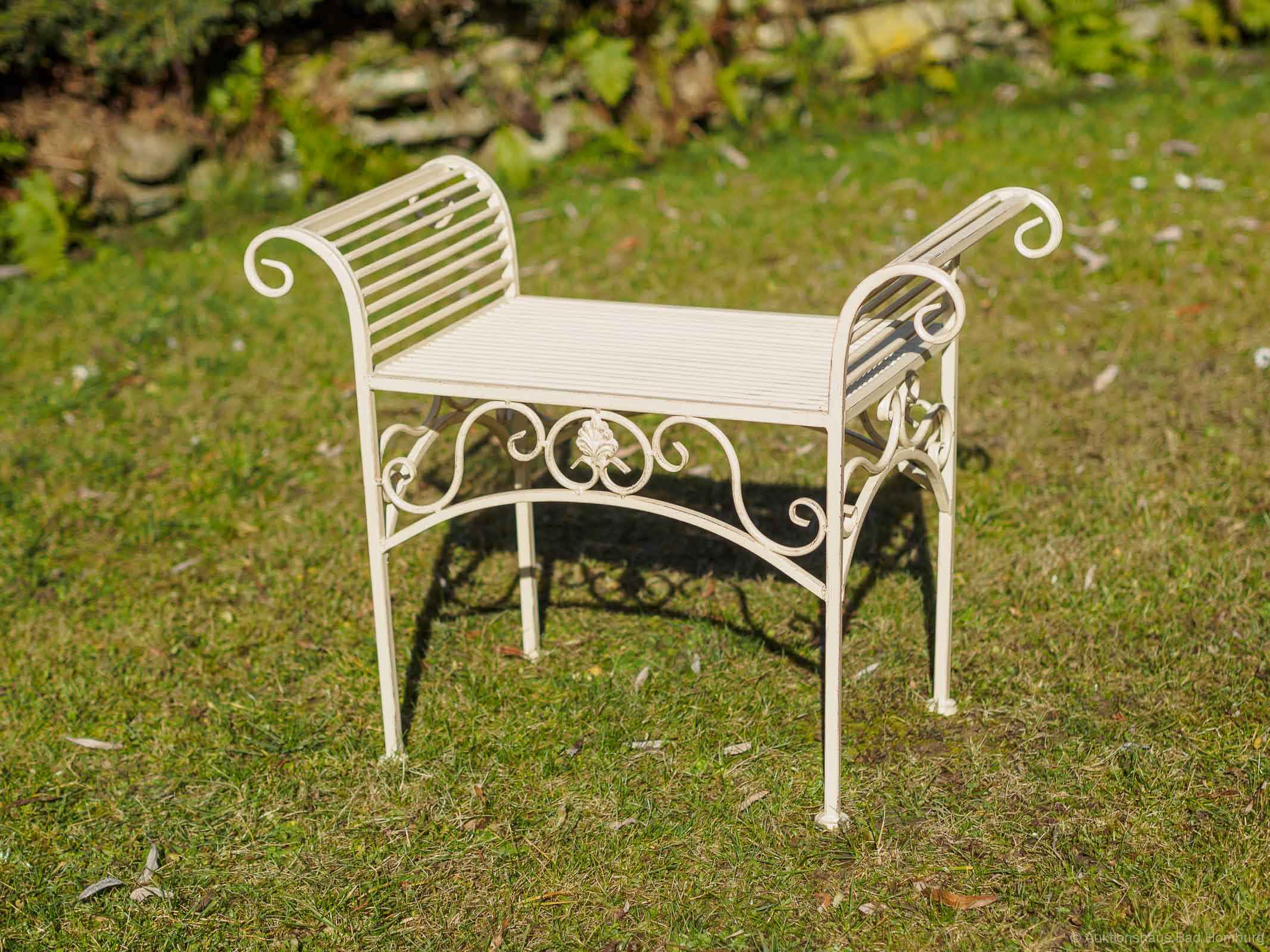 Gartenbank Eisen Metall Antik-Stil Garten Bank Gartenmöbel creme weiss 70cmGartenbank Eisen Metall Antik-Stil Garten Bank Gartenmöbel creme weiss 70cm